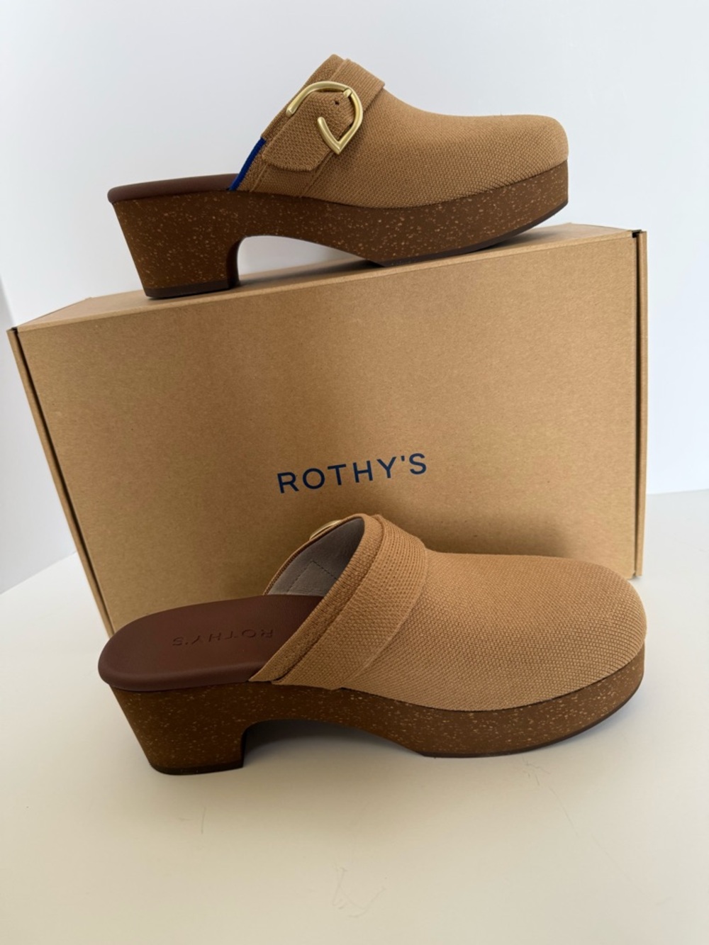 ROTHY’s The Classic Clog in Butternut, Size 9.5 - Picture 5 of 8